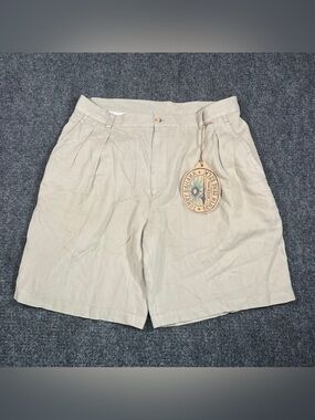 Tommy Bahama 100% Silk Shorts Men's Size 34 Beige Chino Pleated Summer 9” Inseam